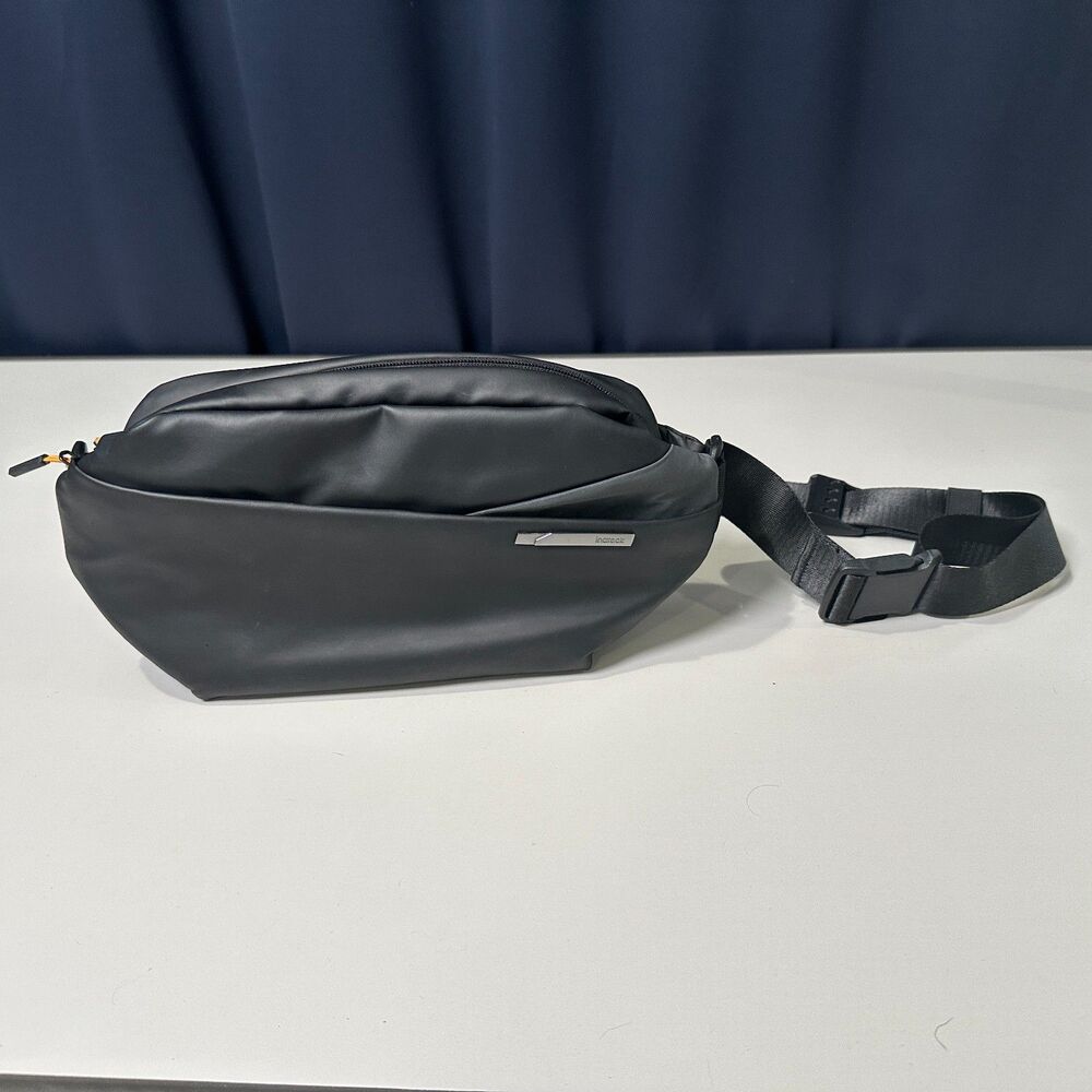 Inateck Sling Bag, Crossbody Bag for Men and Women, Water-resistant Shoulder Bag